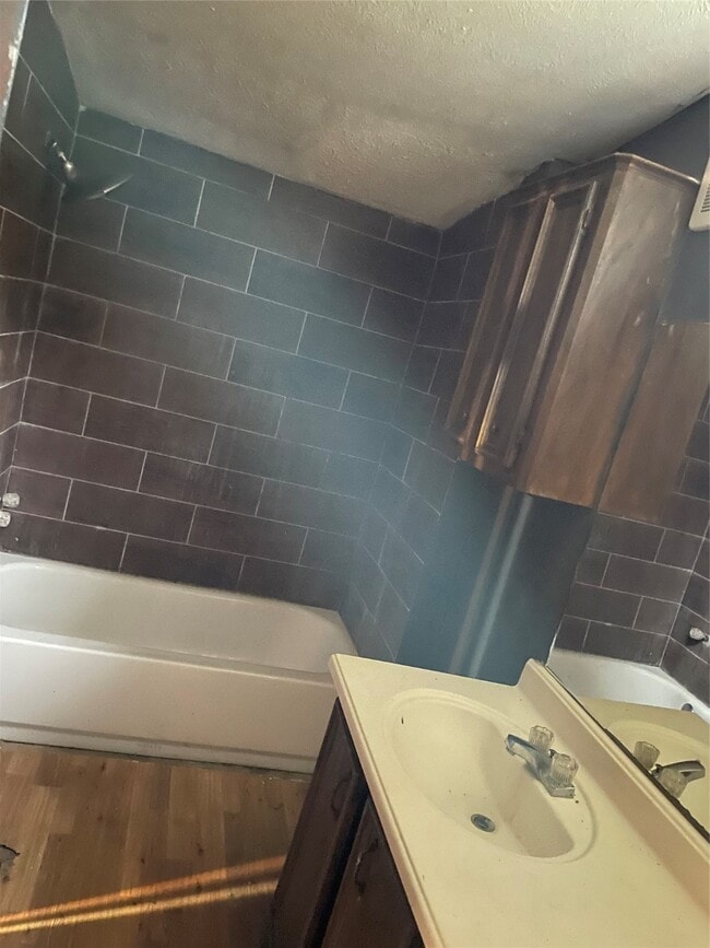 Building Photo - 46 Stag Ln