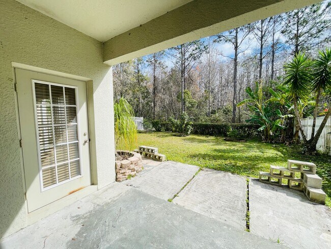 Building Photo - Available now! Charming 4-bedroom, 2.5-bathroom pet friendly home!!