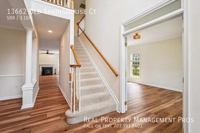 Building Photo - 13662 Old Springhouse Ct