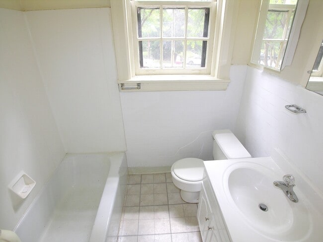 Bathroom - Wellesley Place