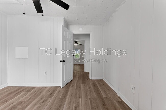 Building Photo - 1610 N 18th St