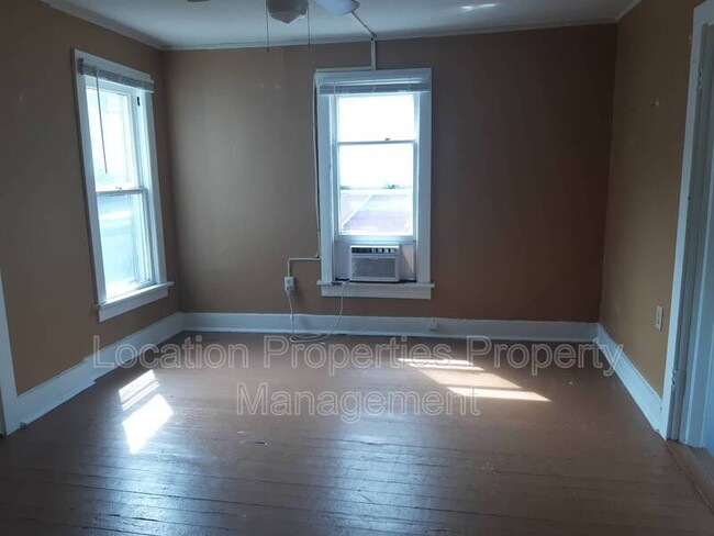 Building Photo - 1041 Kentucky St