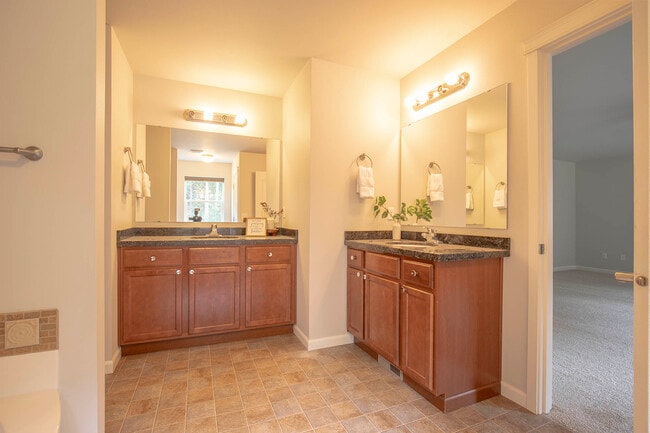 Building Photo - 23502 77th Ave E