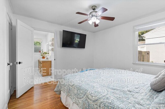 Building Photo - 1638 Academy St