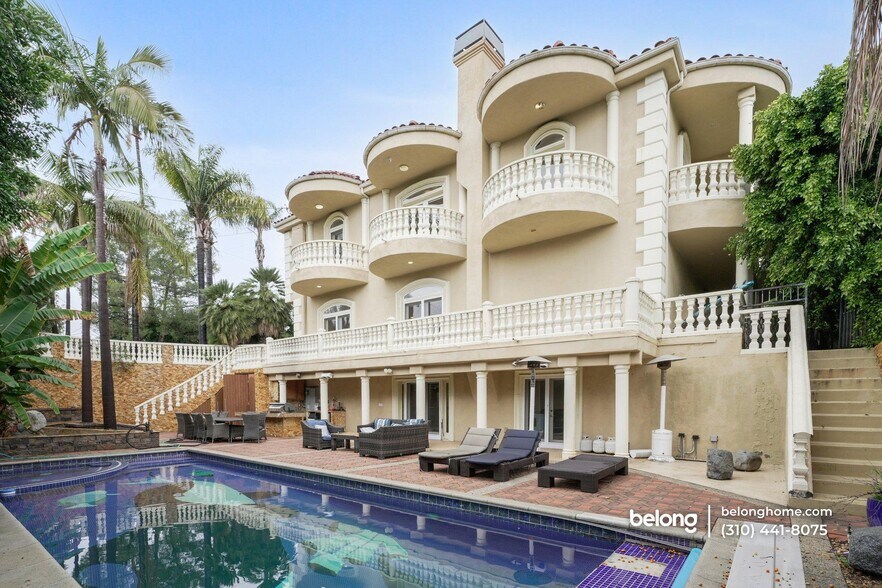 Building Photo - 5344 Leghorn Ave