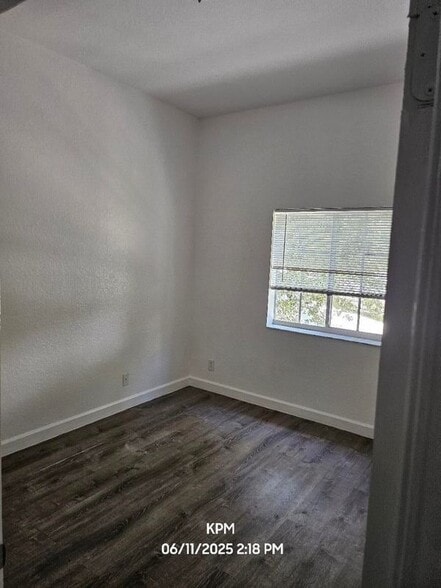 Building Photo - 1109 Colonial Palms Way