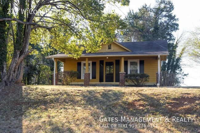 Building Photo - Charming, Updated, Historic Hillsborough Home