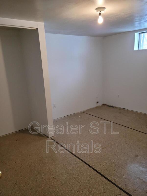 Building Photo - 4854 Plum Tree Cir