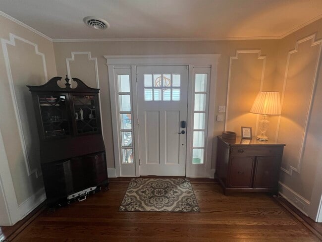 Building Photo - 29 N Hanover Ave