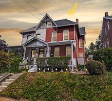 Building Photo - 321 W Biddle St