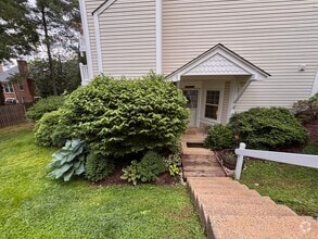 Building Photo - 2919 S Woodley St