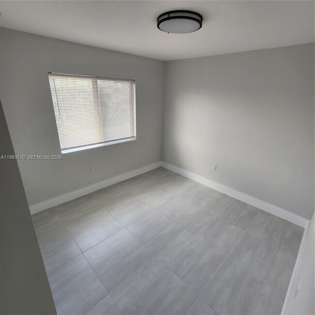 Building Photo - 1171 NW 66th St