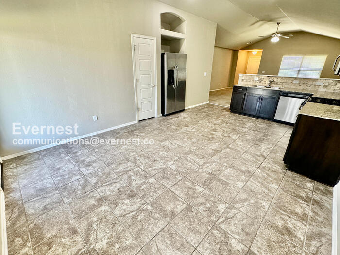 Building Photo - 16084 S 88th Pl E