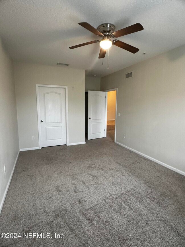 Building Photo - 4991 Key Lime Dr