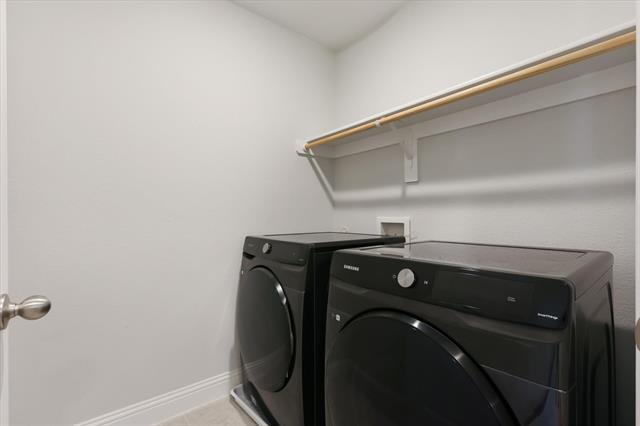 Building Photo - 6845 Mcclelland Dr