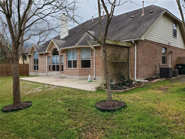 Building Photo - 4310 Reynosa Dr