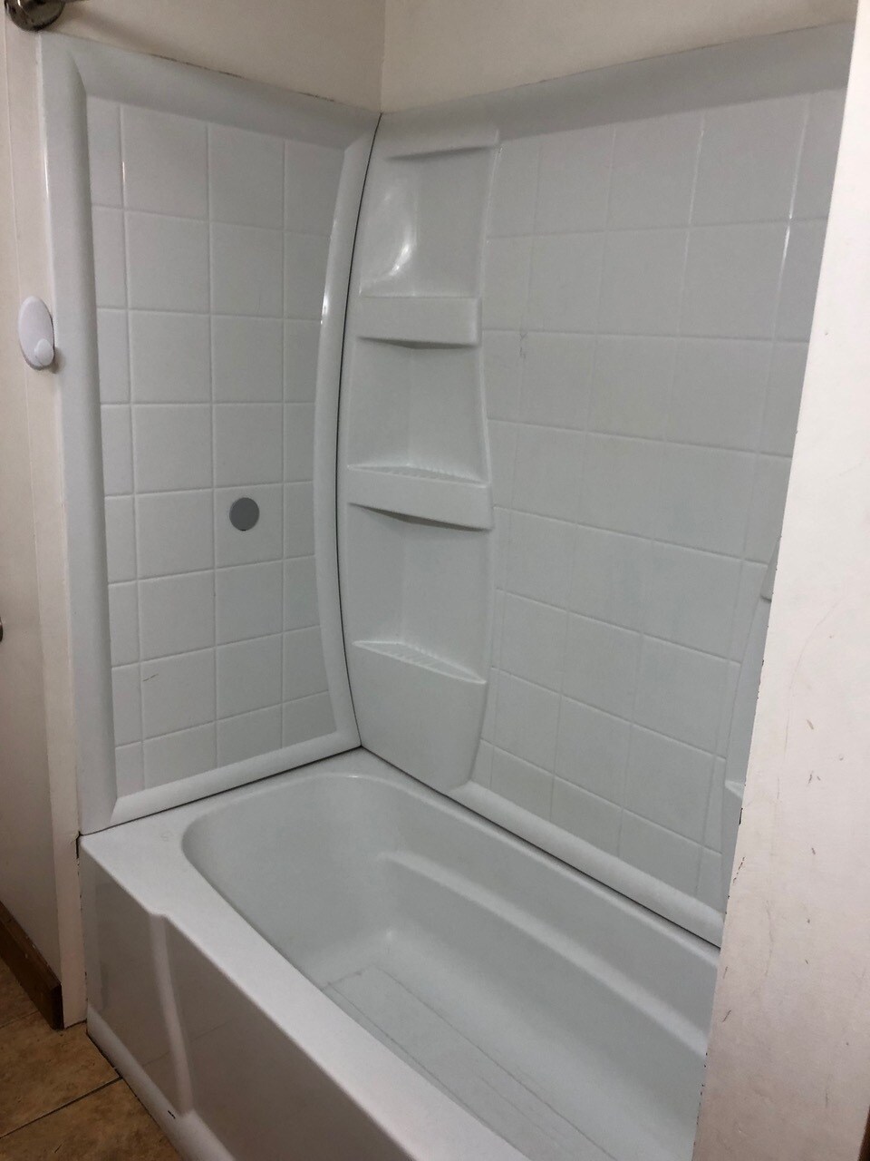 Building Photo - 686 Sebago Rd