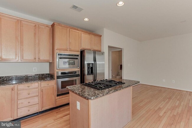 Building Photo - 22616 Welborne Manor Square