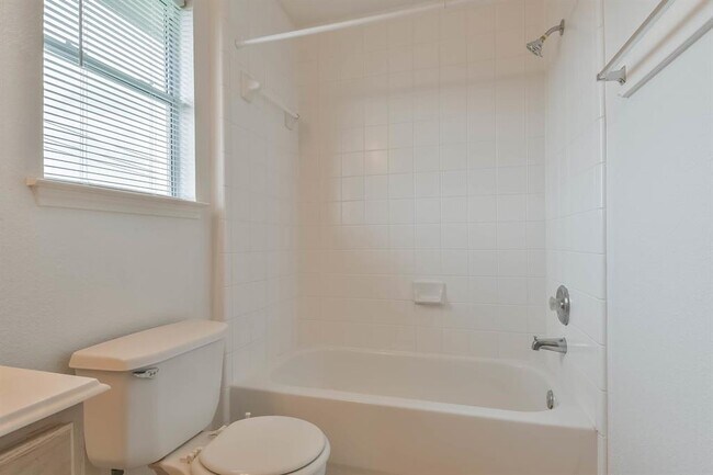 Building Photo - 5111 Chase Wind Ct