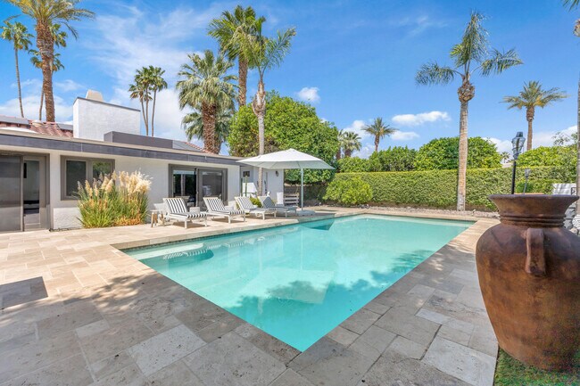 Building Photo - 45680 Vista Dorado Dr