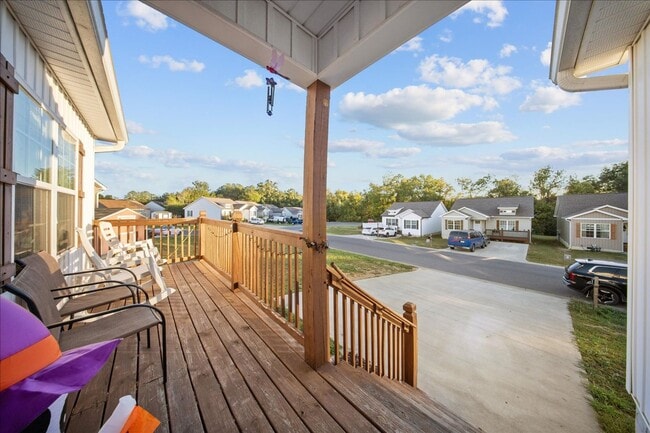 Building Photo - Pristine 3 Bed 2 Bath Home in Dalton