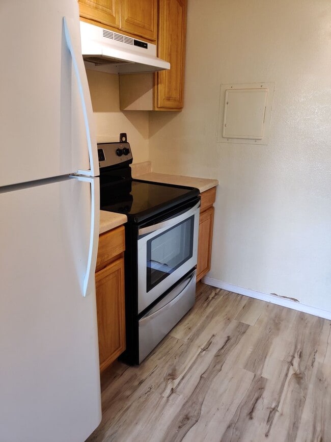 Building Photo - Cozy 1 bedroom in the heart of Kingsgate neighborhood