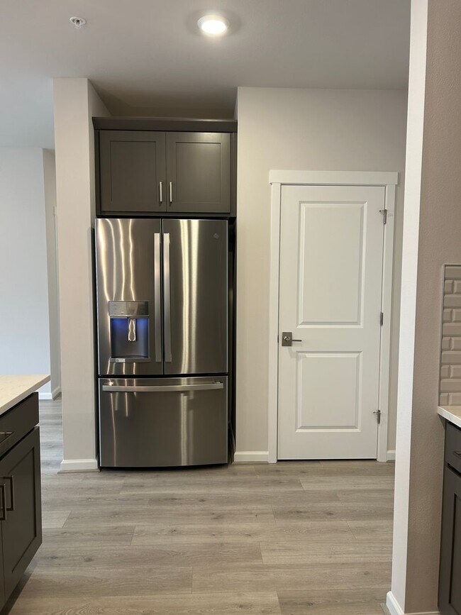 Building Photo - 2Bd/2Ba Redmond House