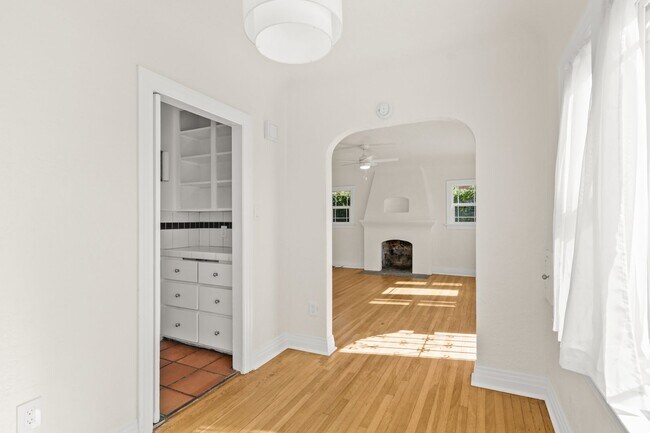 Building Photo - Move In Special!!  Elevated Golden Hill 2BR with Southwesterly Views with A/C & Detached Garage