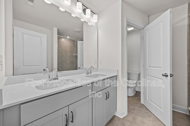 Building Photo - 1245 Pebble Grove Dr