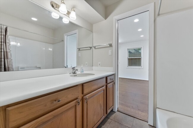 Building Photo - 4206 Law St