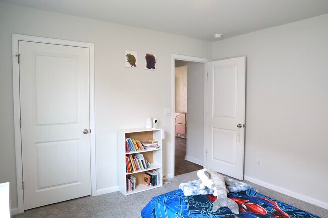 Building Photo - 1146 King Eider Wy