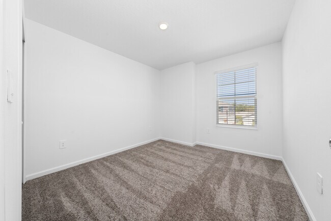 Building Photo - 5858 Le Marin Wy