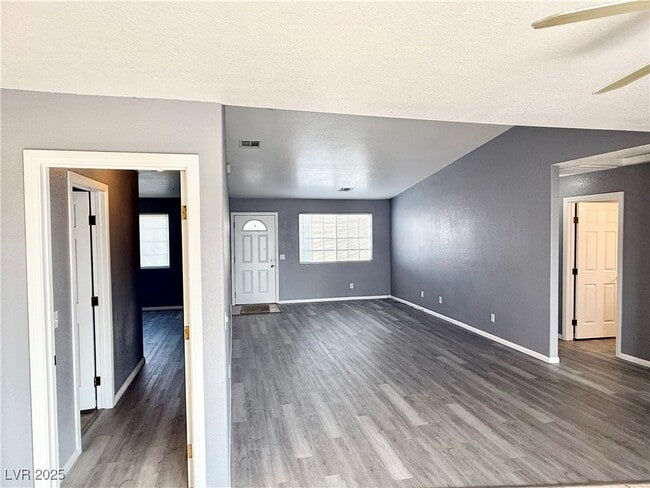 Building Photo - 1030 Marne Ct