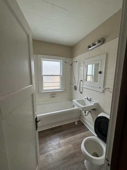 Building Photo - 2972 N 51st St