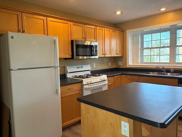 Building Photo - 2166 Pennsylvania Ave