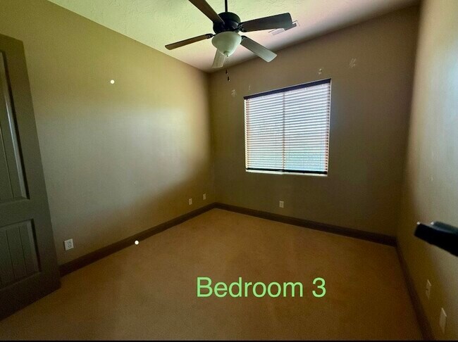 Building Photo - 1854 Stonebridge Dr