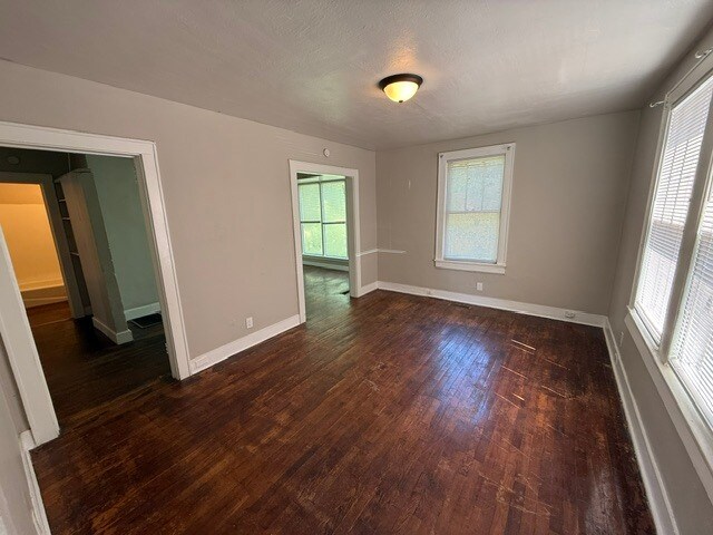 Building Photo - 4021 Gary Dr