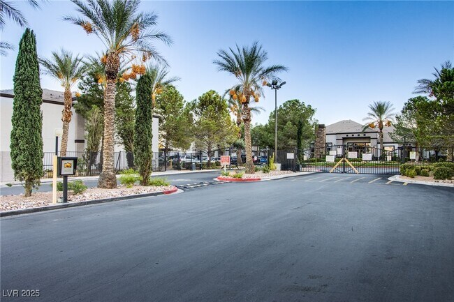 Building Photo - 7255 W Sunset Rd