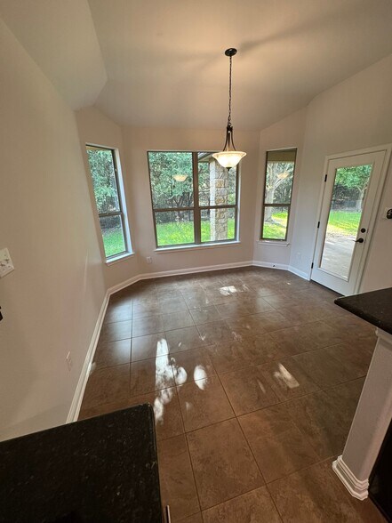 Building Photo - 630 Wild Rose Dr