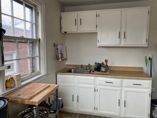 Building Photo - 1417 West 37th Street