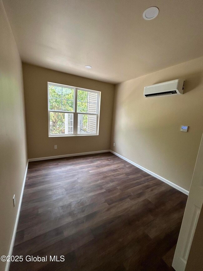Building Photo - 4209 Menga Dr
