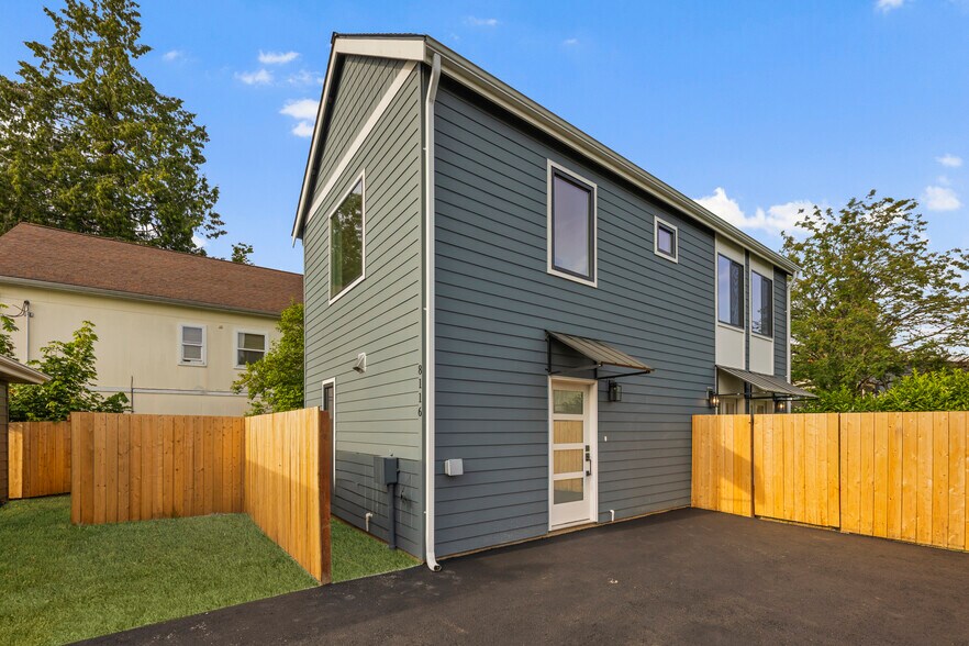Building Photo - 8116 12th Ave SW