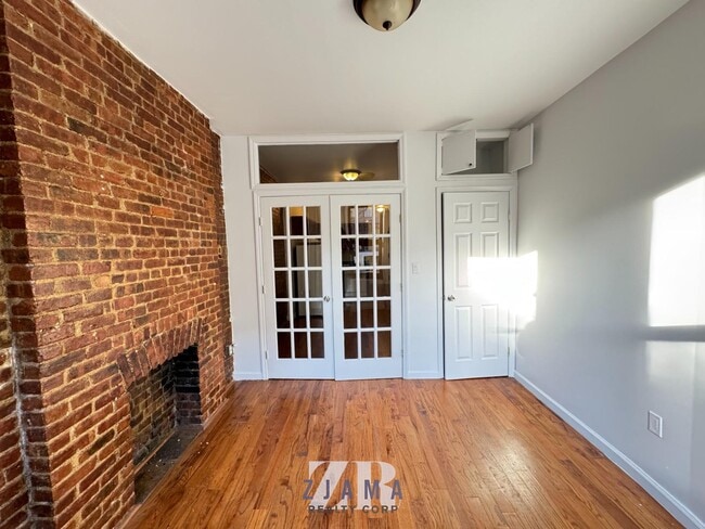 Building Photo - 647 Prospect Pl