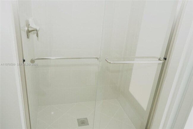 Building Photo - 9701 Blue Isle Bay