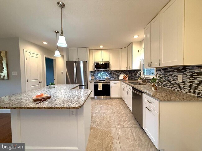 Building Photo - 4959 Linsey Ct