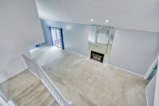 Building Photo - 6 Greenwood Park