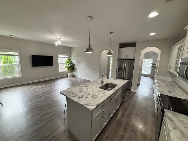 Building Photo - 155 Spade Leaf Boulevard Unit