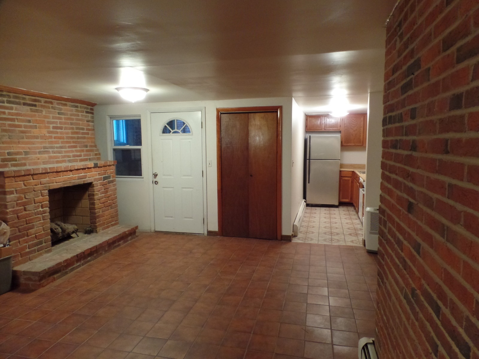 Private entrance plus additional entrance - 1600 Bolton St