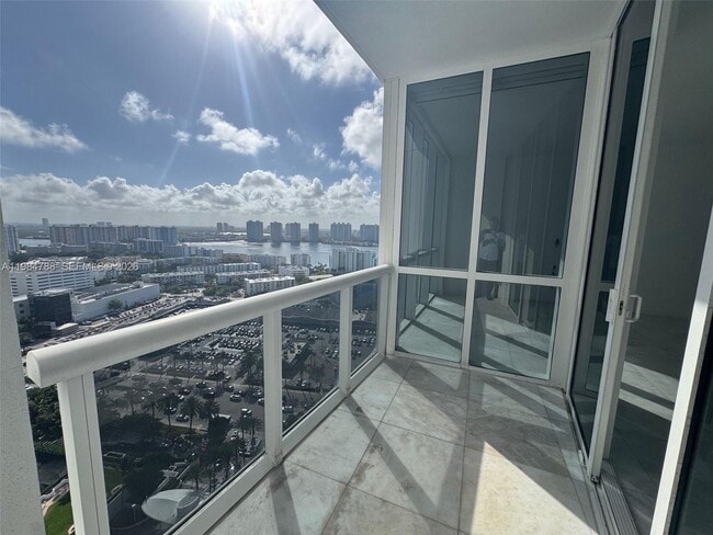 Building Photo - 18201 Collins Ave
