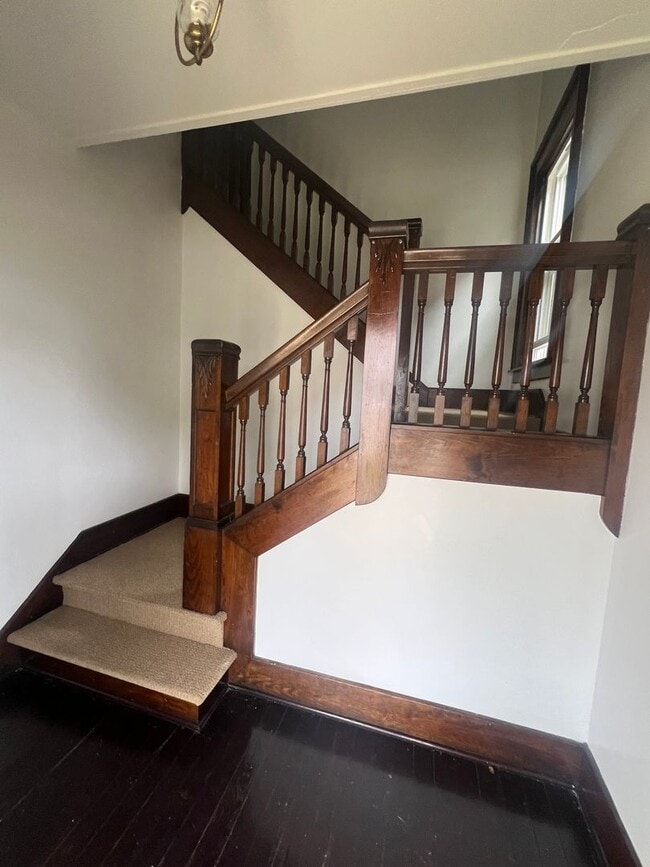 Building Photo - 362-64 W 29th St